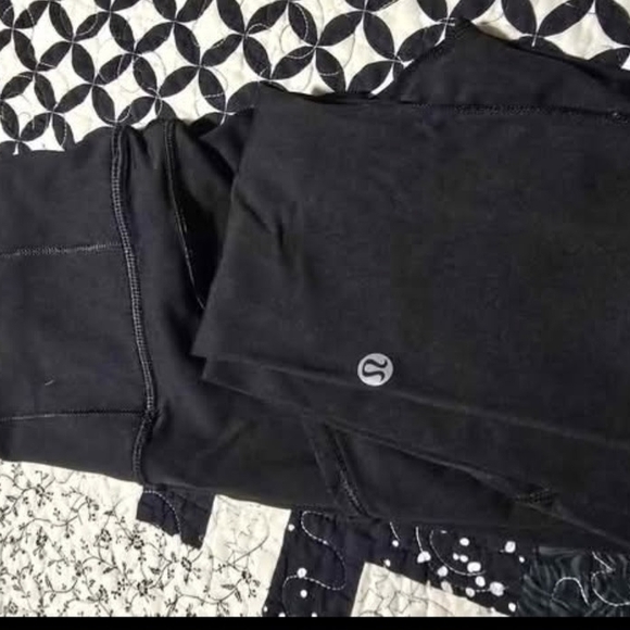Lululemon Athletica Black Flare Pants - Picture 3 of 4